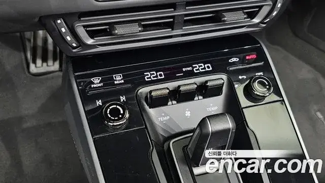 Porsche 911 2021 — Şəkil 6/37