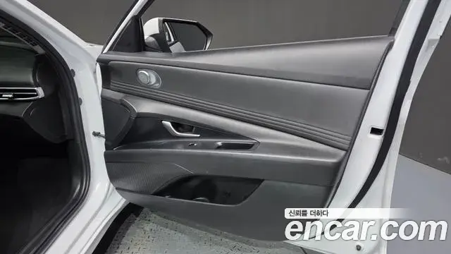 Hyundai The New Avante Hybrid 2021 — Şəkil 12/31