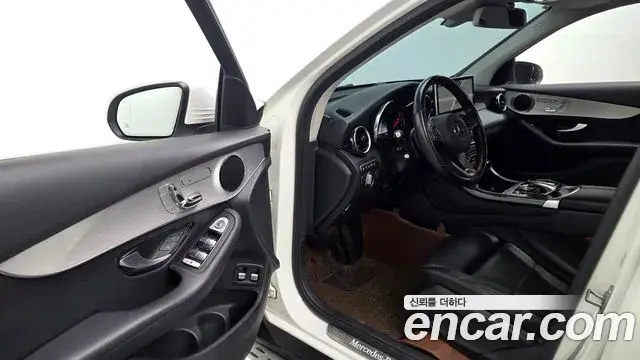 Mercedes-Benz GLC-Class 2019 — Фото 11/20