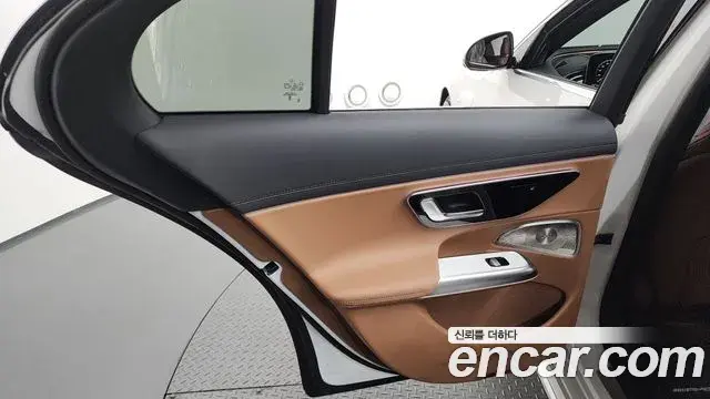 Mercedes-Benz E-Class 2025 — Şəkil 22/34