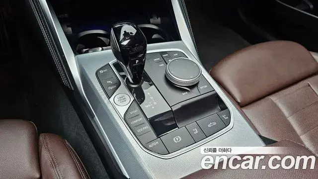 BMW 4 Series 2023 — Photo 8/20