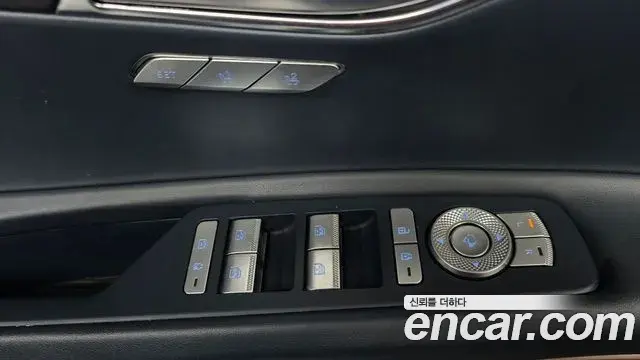 Genesis GV80 2020 — Photo 39/40