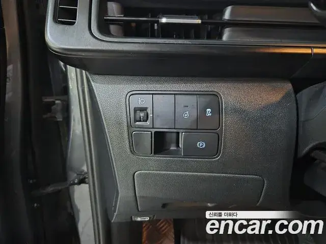 Hyundai Staria 2022 — Фото 14/18