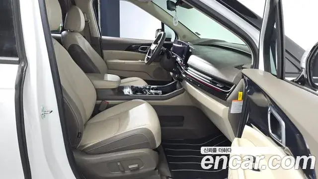 Kia Carnival 2026 — Photo 9/20