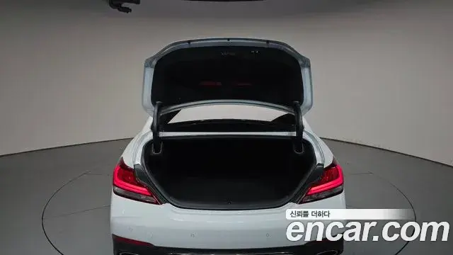 Genesis G70 2019 — ფოტო 17/35