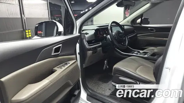 Kia Carnival 2024 — Фото 10/20