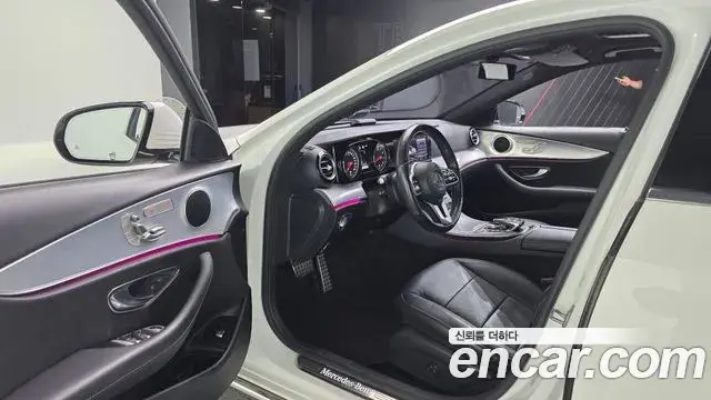 Mercedes-Benz E-Class 2019 — Şəkil 11/20