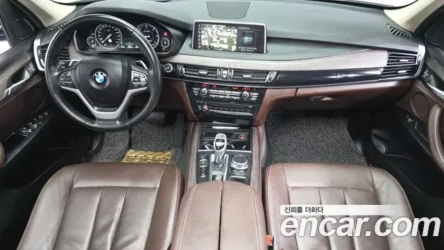 BMW X5 2018 — Фото 10/20