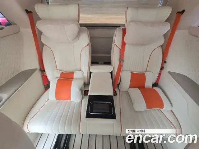 Kia Carnival 2025 — ფოტო 10/16