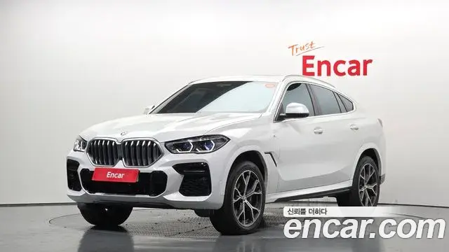 BMW X6 2022 — ფოტო 21/33