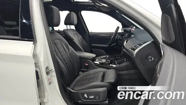 BMW X3 2022 — Фото 10/20
