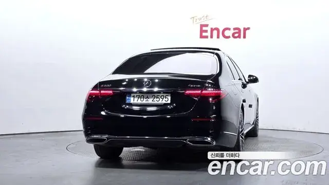 Mercedes-Benz S-Class 2022 — ფოტო 7/33