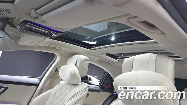 Mercedes-Benz S-Class 2022 — ფოტო 31/33