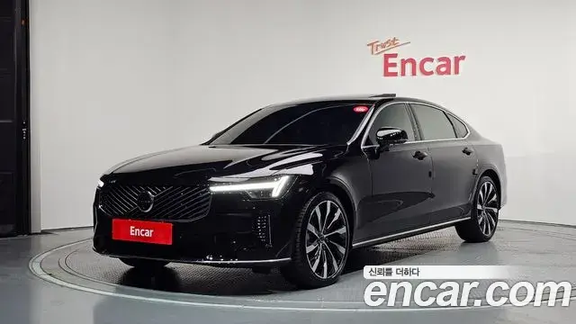Volvo S90 2026 — ფოტო 1/33