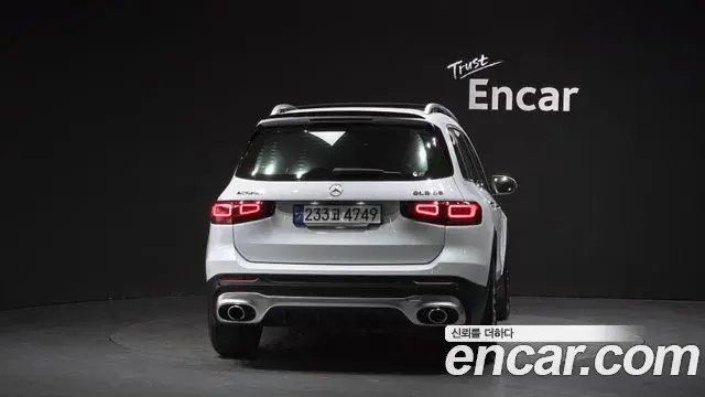 Mercedes-Benz GLB-Class 2023 — Фото 4/20