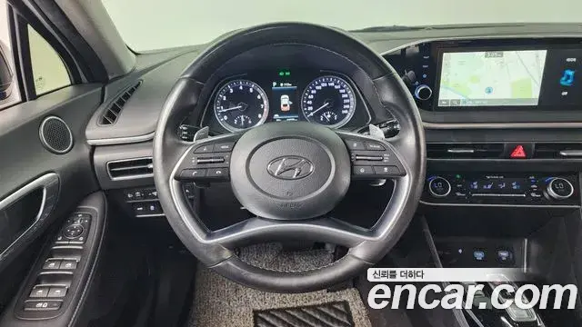 Hyundai Sonata 2021 — Фото 13/20