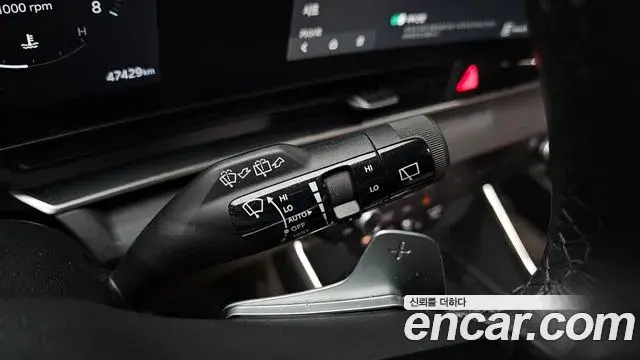 Kia Carnival 2023 — ფოტო 22/40