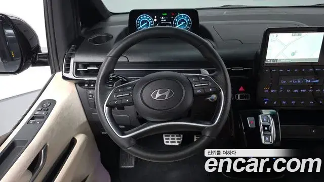 Hyundai Staria 2025 — Şəkil 8/20