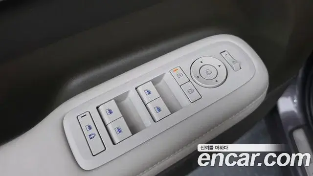 Hyundai Santa Fe 2024 — Photo 17/39