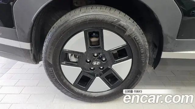 Hyundai Santa Fe 2025 — Şəkil 12/34