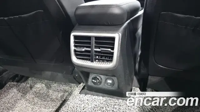 Kia K5 2021 — Şəkil 37/37