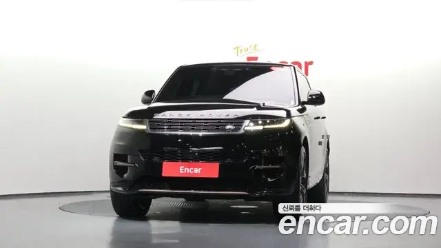 Land Rover Range Rover Sport 2023 — Фото 3/20