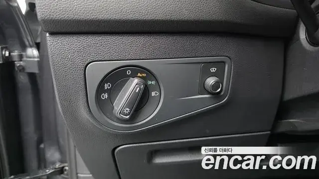 Volkswagen Tiguan Allspace 2018 — Фото 19/20
