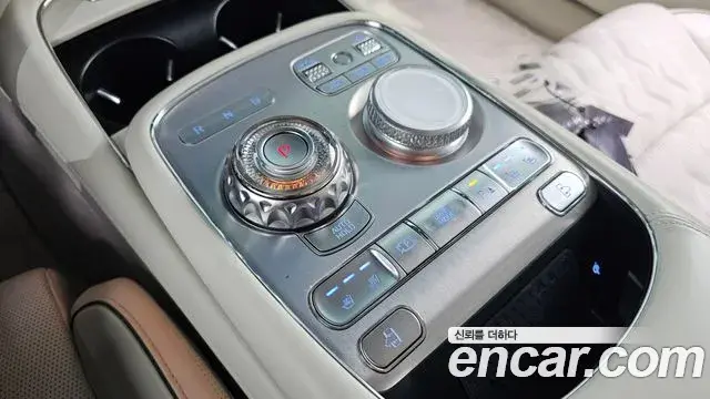 Genesis G90 2022 — Şəkil 22/39