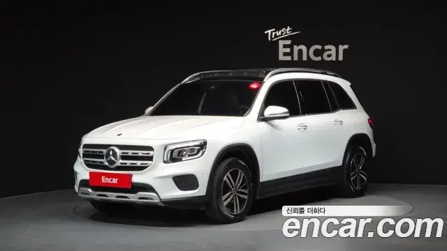 Mercedes-Benz GLB-Class 2021 — ფოტო 20/32