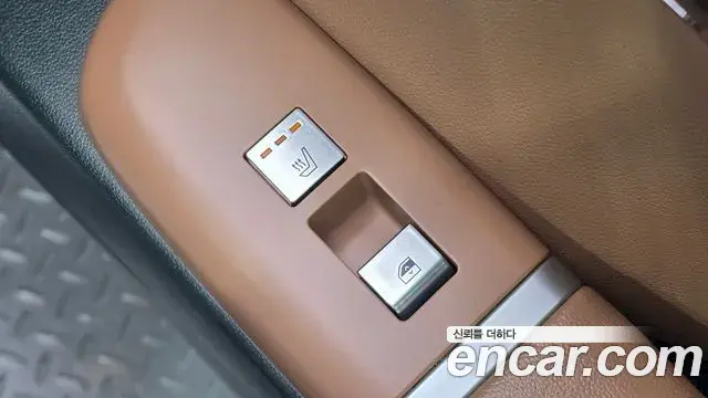 Hyundai Grandeur Hybrid 2024 — Photo 14/31
