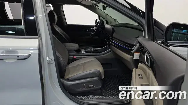 Kia Carnival 2025 — ფოტო 19/20