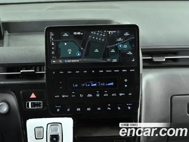Hyundai Staria 2022 — Photo 13/20