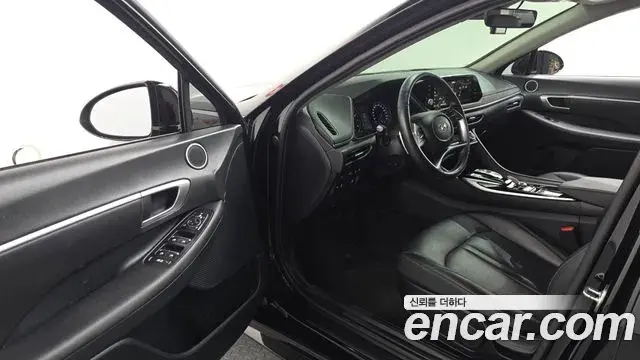 Hyundai Sonata 2022 — Photo 10/20