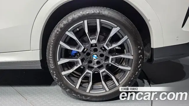 BMW X6 2024 — Photo 21/34