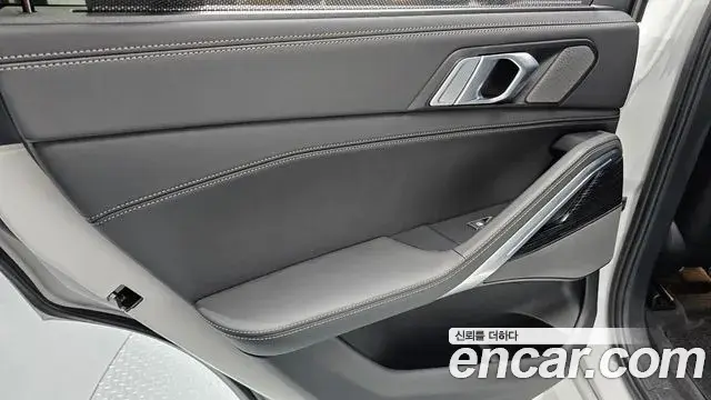 BMW X6 2024 — Photo 13/34