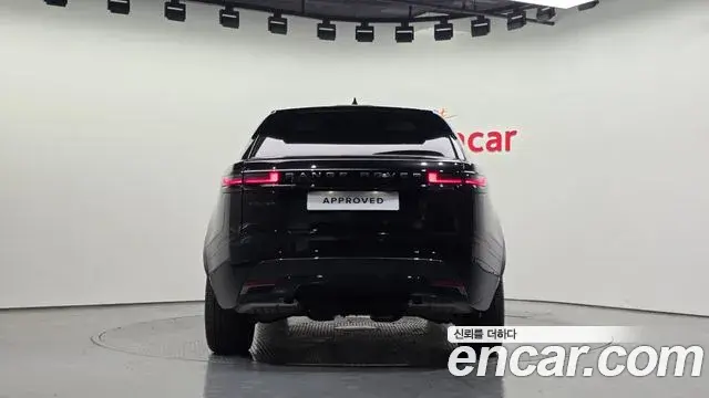 Land Rover Range Rover Velar 2025 — Photo 19/20