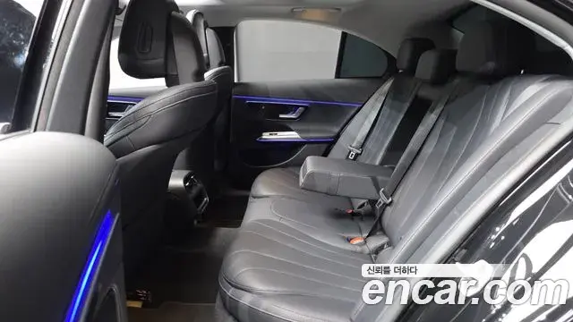 Mercedes-Benz E-Class 2025 — Şəkil 8/30