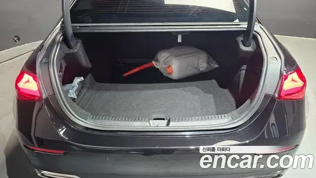 Mercedes-Benz E-Class 2025 — Şəkil 3/30