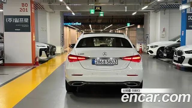 Mercedes-Benz C-Class 2026 — ფოტო 2/20