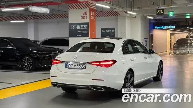 Mercedes-Benz C-Class 2026 — ფოტო 3/20