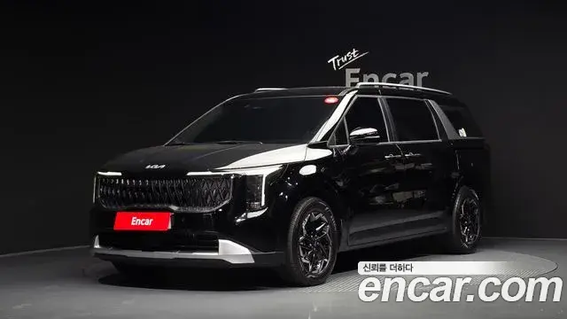 Kia Carnival 2024 — Фото 1/20
