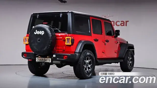 Jeep Wrangler 2019 — Фото 2/20