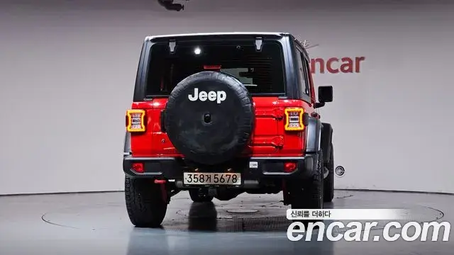 Jeep Wrangler 2019 — Фото 4/20