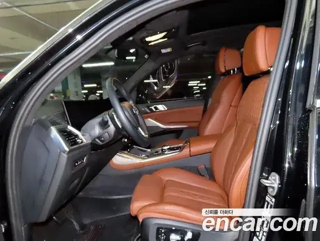 BMW X7 2024 — Photo 18/20