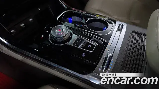 Kia Carnival 2022 — Фото 9/20