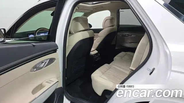 Genesis GV70 2024 — ფოტო 1/30