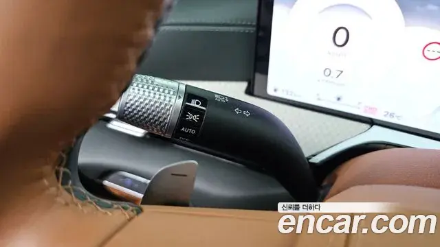 Genesis GV80 2024 — Photo 23/33