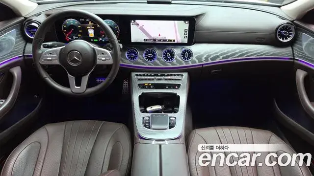 Mercedes-Benz CLS-Class 2021 — Photo 7/20