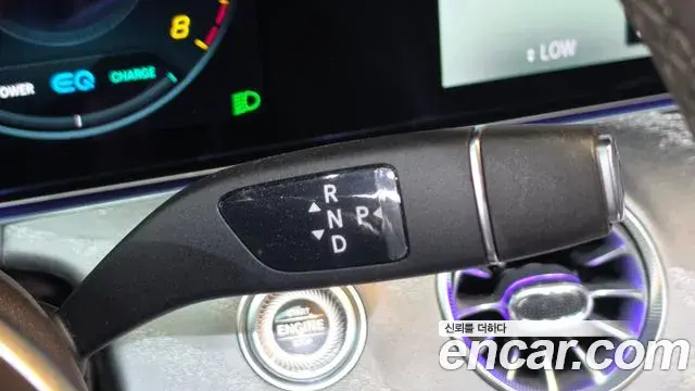 Mercedes-Benz CLS-Class 2021 — Photo 9/20