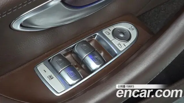 Mercedes-Benz CLS-Class 2021 — Photo 18/20